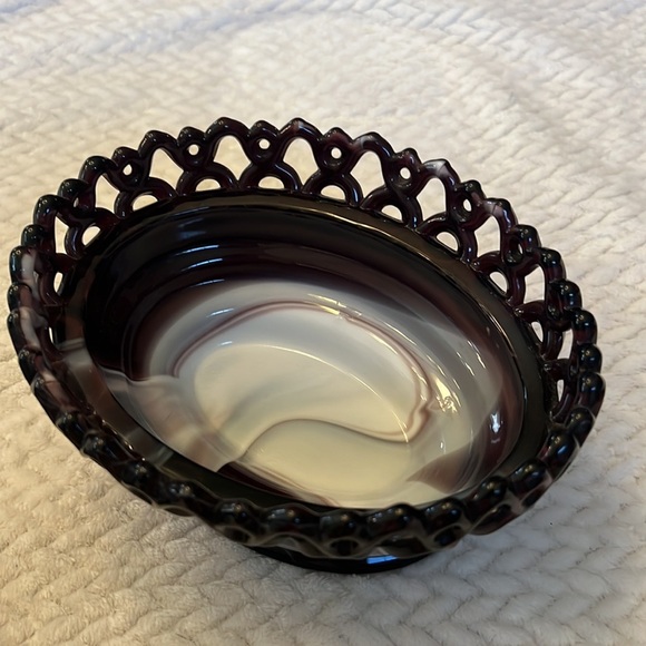 Vintage Imperial Glass Slag Purple Milk Glass Rooster Covered Dish Collectible - Picture 6 of 11